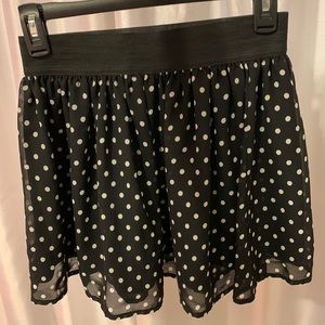 Polka-Dot Rue21 Black White Skirt Size Small
